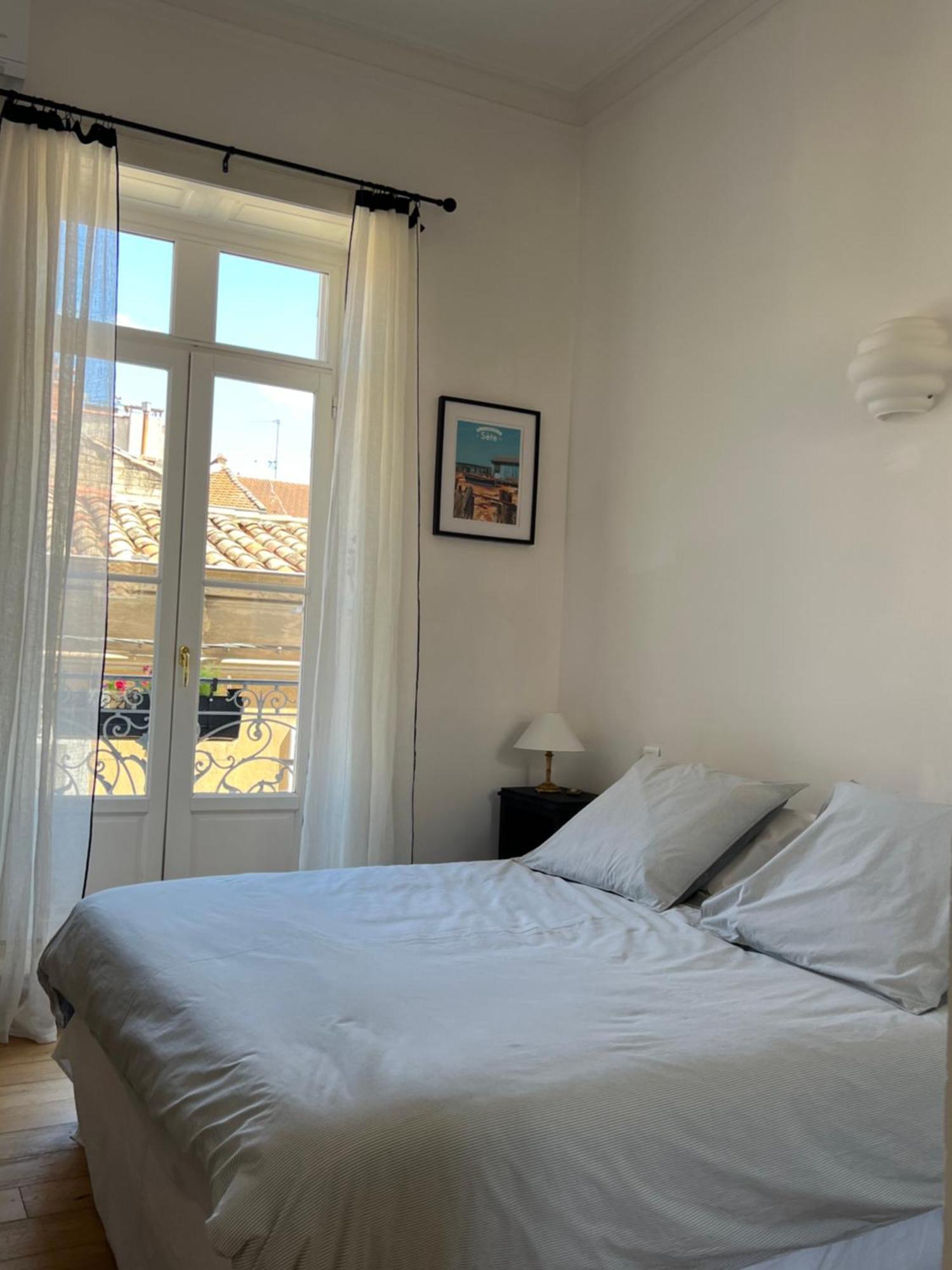 Au Coeur De M Bed & Breakfast Монпелие Екстериор снимка